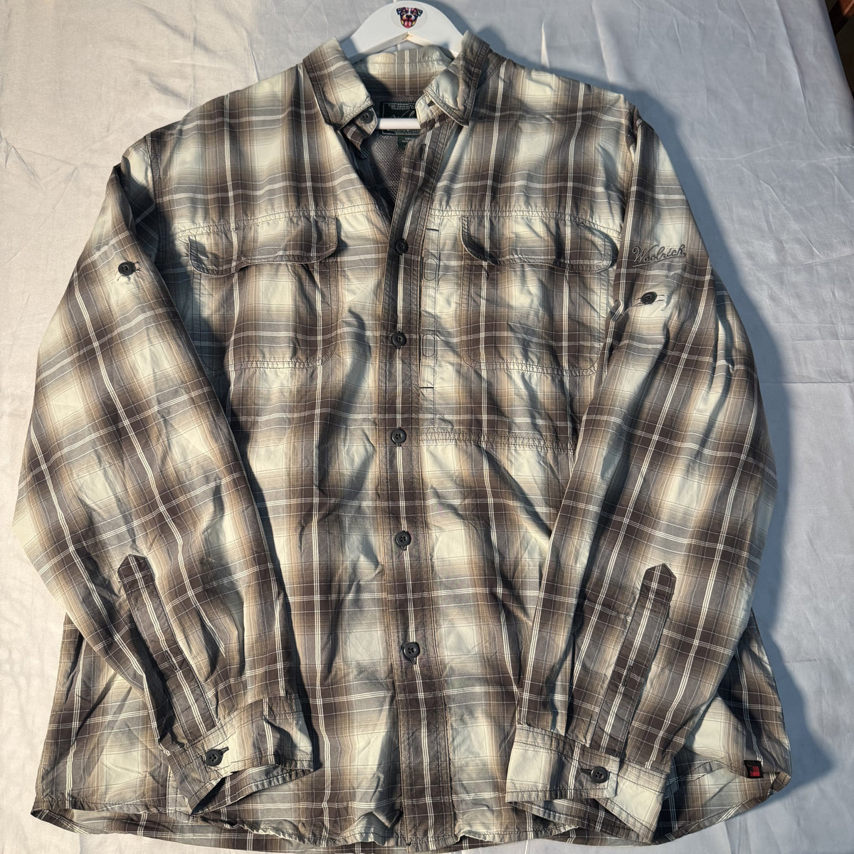 Woolrich Men’s Large Plaid Nylon Outdoor Hiking Fishing Shirt Roll Tab Large