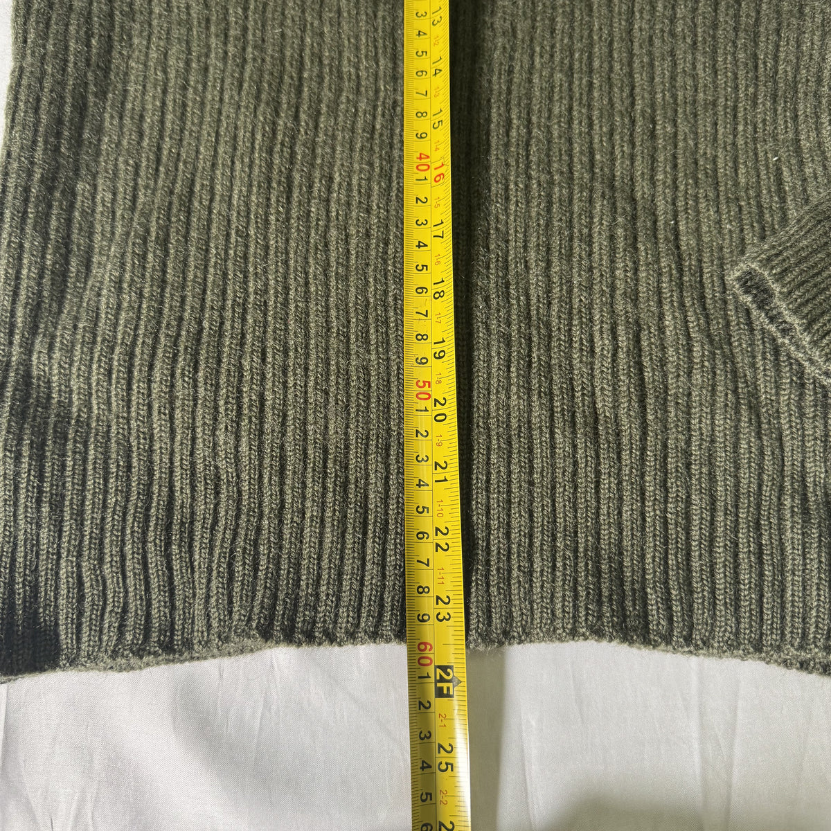 Vintage Carhartt Commando Sweater Made in England 100% Virgin Wool 44 Aprx S
