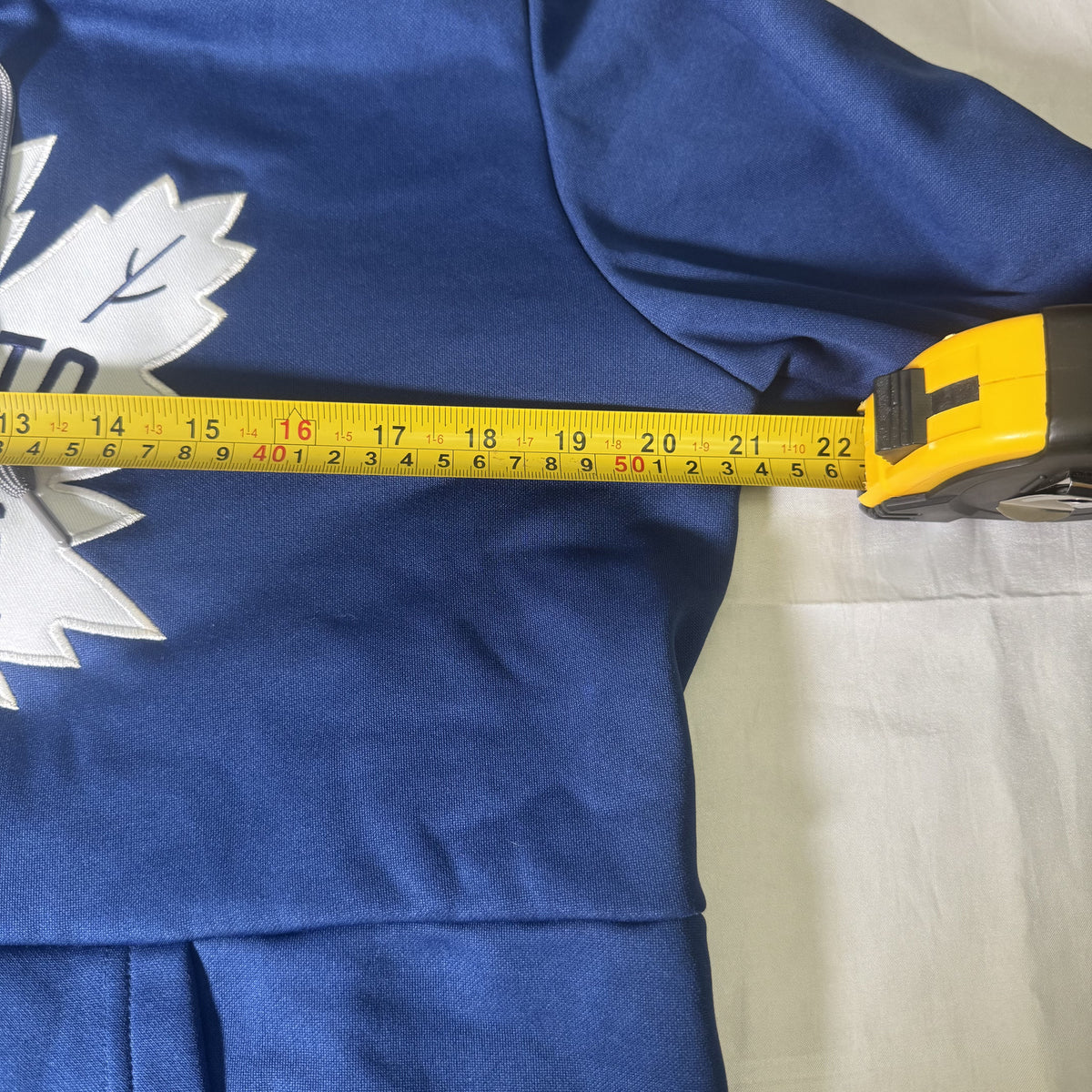 Adidas Toronto Maple Leafs ClimaWarm Hoodie Blue NHL Men’s Small Pullover