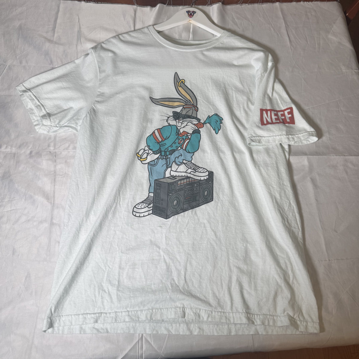 Neff x Looney Tunes Bugs Bunny Hip Hop Boombox Graphic T-Shirt Men’s Large