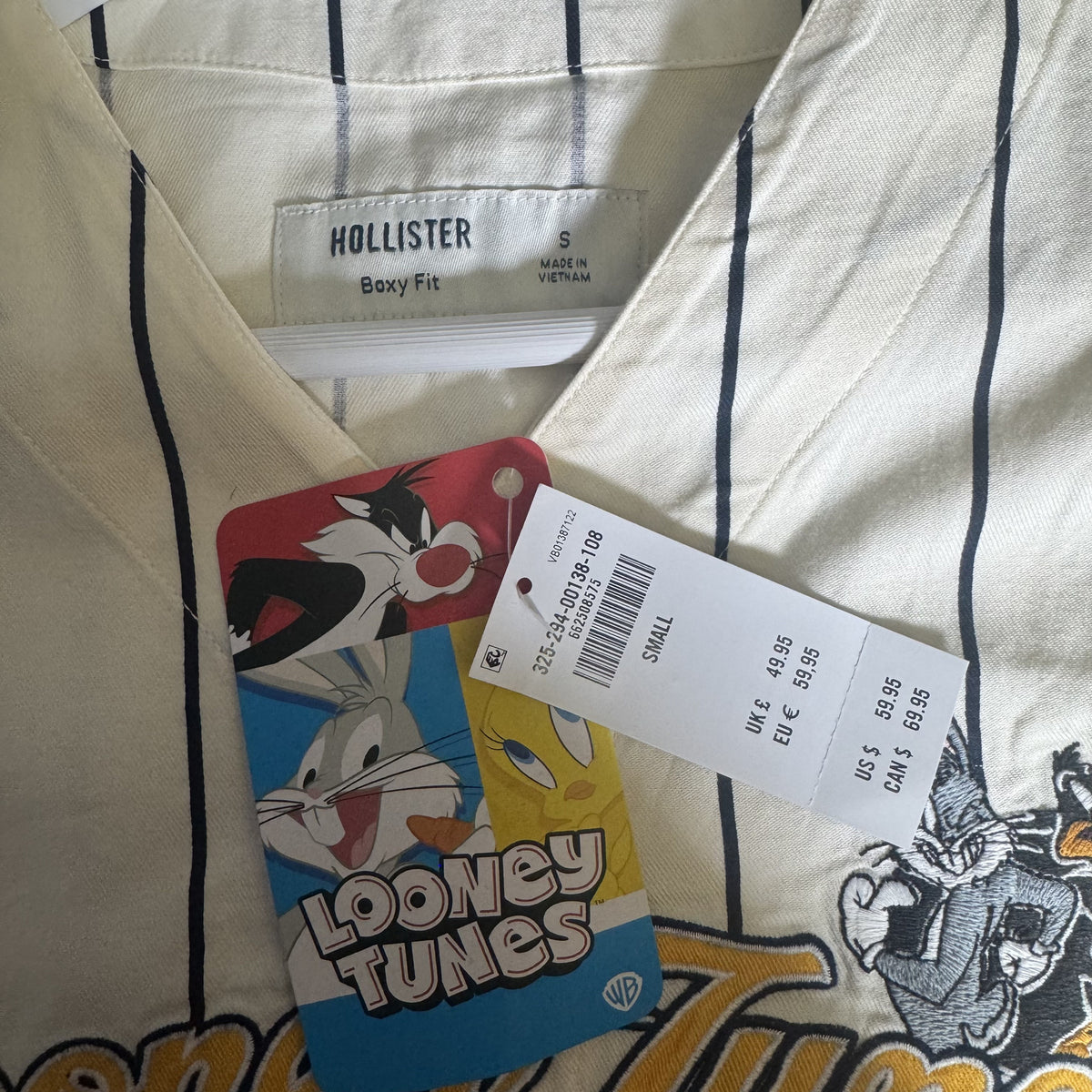 Hollister Looney Tunes Baseball Jersey Shirt Small NWT Boxy Fit Warner Bros