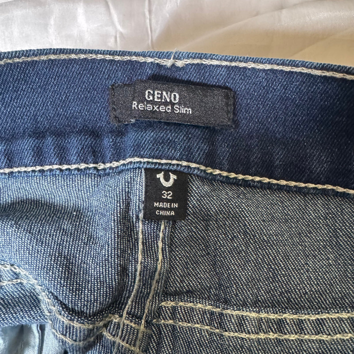 True Religion Geno Relaxed Slim Men's Jeans Dark Wash Stretch Denim Size 32 x 32