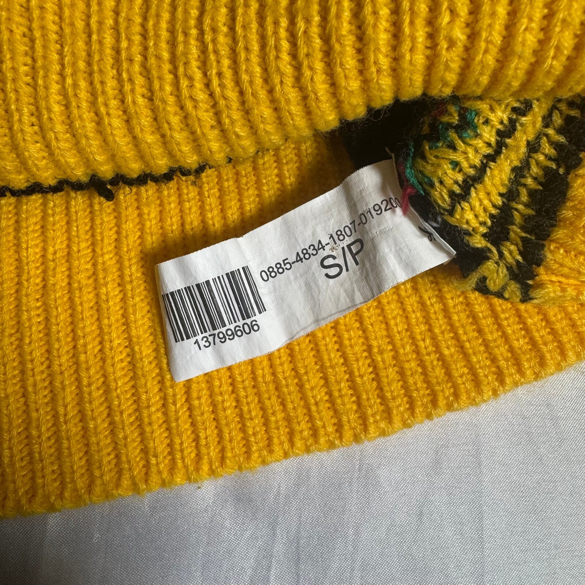 Nirvana Smiley Face Ugly Christmas Sweater Santa Hat Black Yellow Knit Size S
