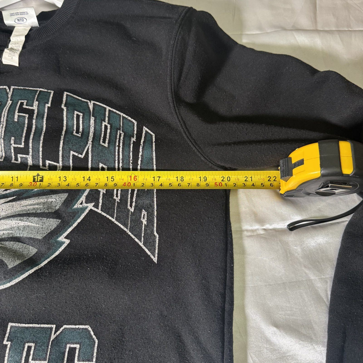 NFL Philadelphia Eagles NFL Pullover Crewneck Sweatshirt Black Size Small Y2K
