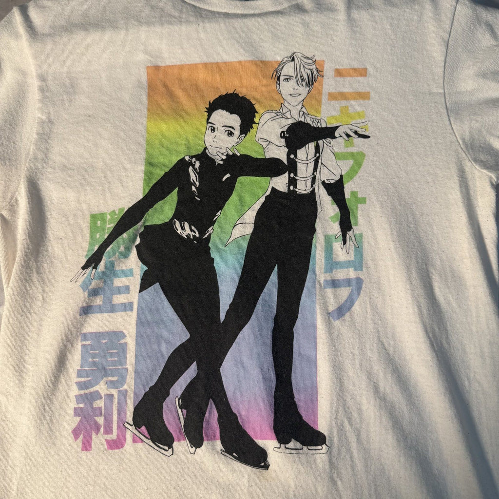 Yuri on Ice Crunchyroll Anime Graphic T-Shirt Victor Yuri Size S