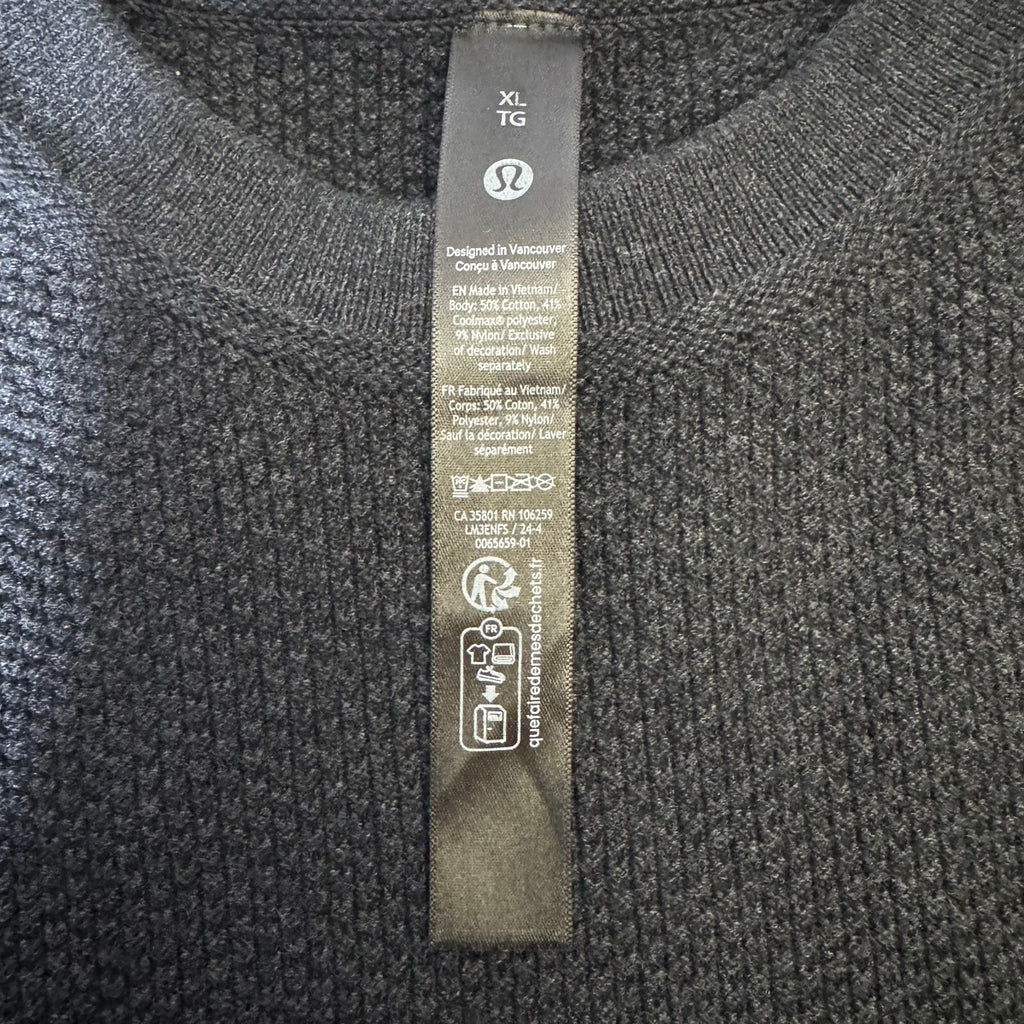 Lululemon Men's Textured Knit Crew Neck Sweater Charcoal Gray Pullover Size XL