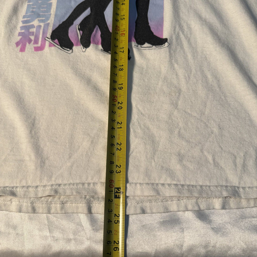Yuri on Ice Crunchyroll Anime Graphic T-Shirt Victor Yuri Size S